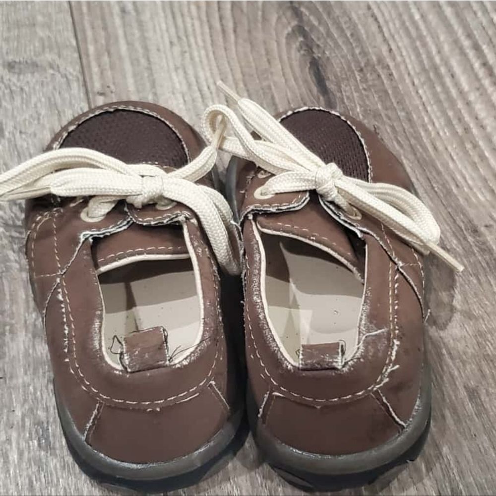 Baby Leather Shoes Size 4 Classic Brown Baby Shoes with Cream Laces - Picture 4 of 7